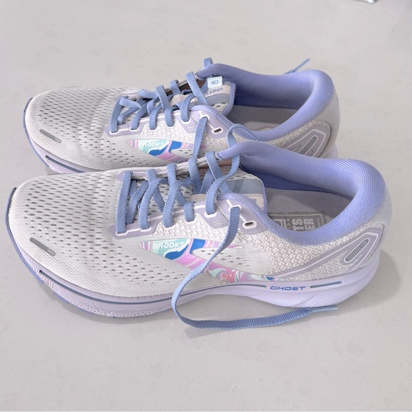 Brooks Ghost 14 Running Shoe - Picture 4 of 15